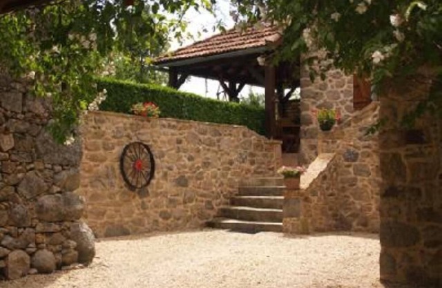 country holiday home - LABASTIDE L'EVEQUE