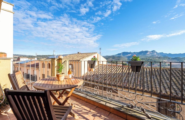 Country House 'Ca Lazaro' with Mountain View, Private Terrace and Wi-Fi