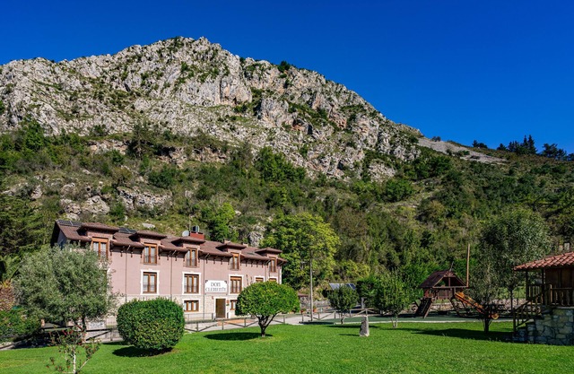 Country House 'Don Clemente 3D' with Mountain View, Private Garden and Air Conditioning