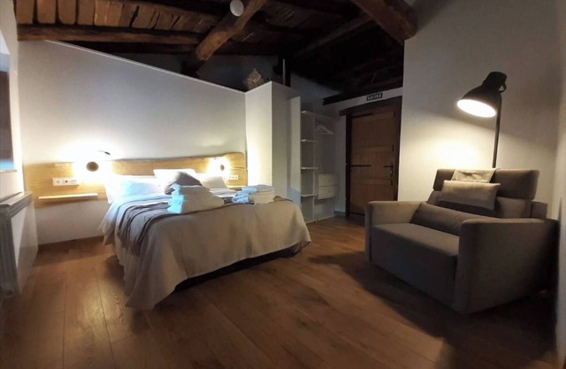 Country House 'Errandonea' with Mountain View, Private Terrace and Wi-Fi