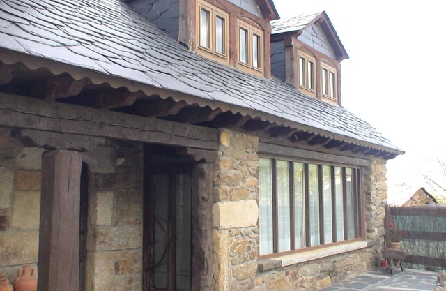 Country House 'Cuarto De Las Hostias' with Mountain Views, Private Terrace and Wi-Fi