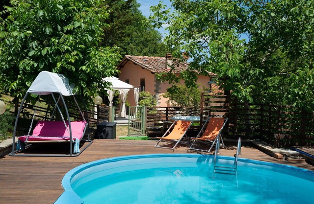 Country House/Farm House in Montepulico with 4 bedrooms sleeps 8