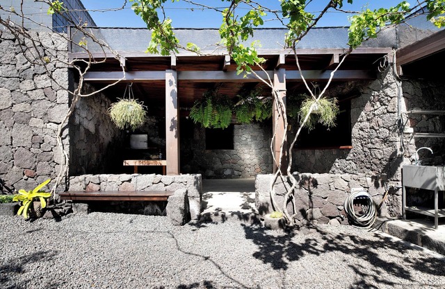 Country House 'Finca El Refugio' with Mountain Views, Private Terrace and Wi-Fi