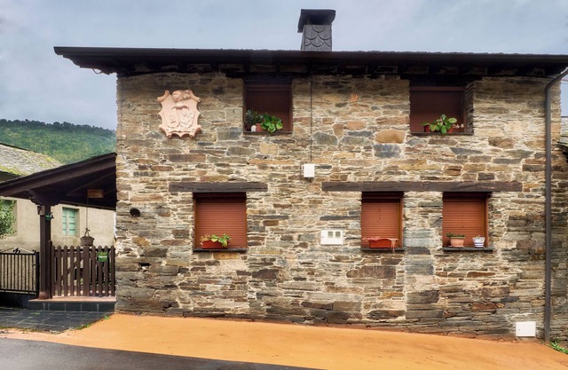 Country House 'La Casa Del Manco' with Mountain View, Shared Terrace and Wi-Fi