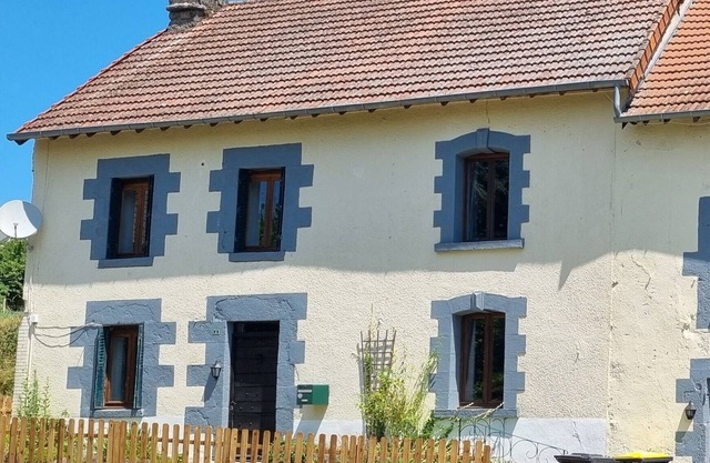 Country House 'Meadow View - Grande Gîtes' with Private Pool, Private Terrace and Wi-Fi
