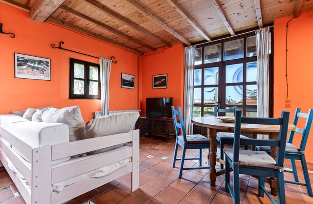 Country House 'Suite Alfar' with Private Terrace, Private Garden and Wi-Fi