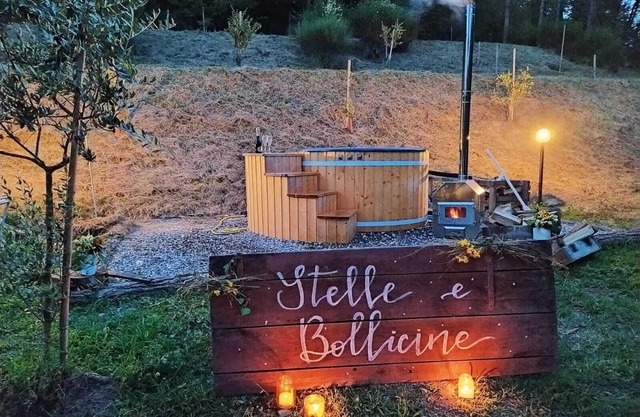 Country retreat in the northern Tuscan hills near 5 Terre