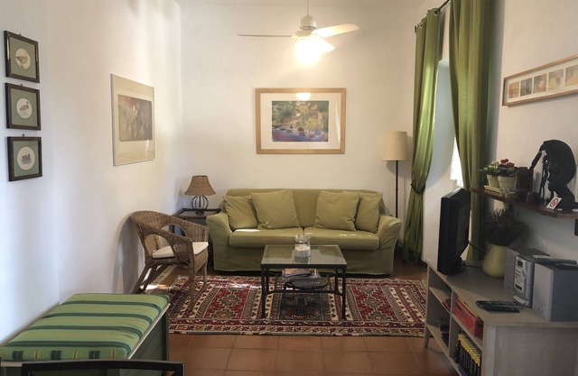 Countryside apartment with pool, jacuzzi and beautiful park