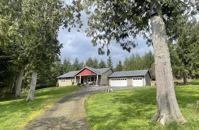 Countryside Retreat 5 minutes from Chehalis- great for families and teams!