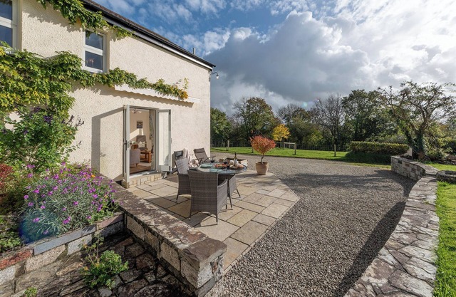 Couple's Retreat in beautiful West Devon Countryside