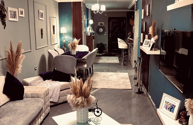 Cozy 1-bedroom apartment in enjoyable Alexandria with WiFi, AC