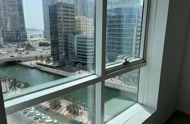 Cozy 1-bedroom apartment in Sharjah with AC, WiFi