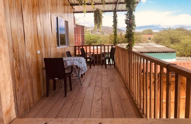 Cozy 1-bedroom apartment with AC and WiFi in charming Crucita