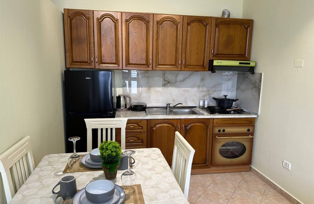Cozy 1-bedroom apartment with AC and WiFi in beach are of Durrës