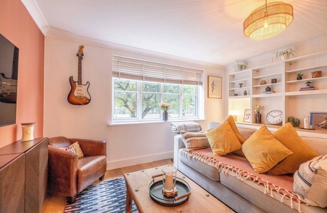 Cozy 1BR Opposite Ascot Racecourse + Free Parking