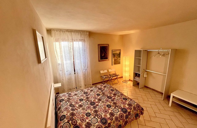 Cozy 2-bedroom apartment in amazing Cascina with WiFi