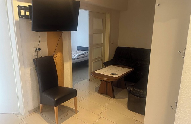 Cozy 2-bedroom apartment with AC and WiFi in amazing Bonn