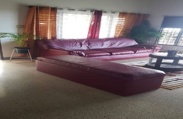 Cozy 2-bedroom building in adorable Montego Bay with WiFi, AC Ocean Balcony view