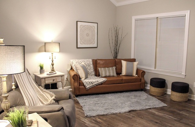 Cozy 2-bedroom house in Savannah. We welcome you!