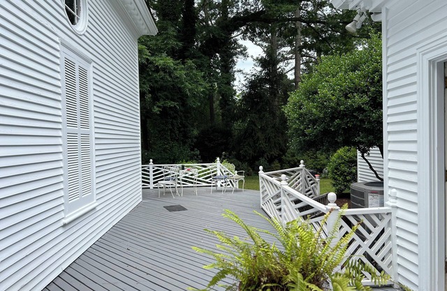 Cozy 2 Bedroom Luxury stay at the W. Wing of an astonishing majestic home