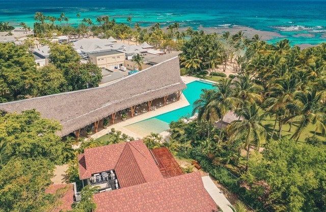 Cozy 2-BR apt with balcony in Portillo - Terrenas