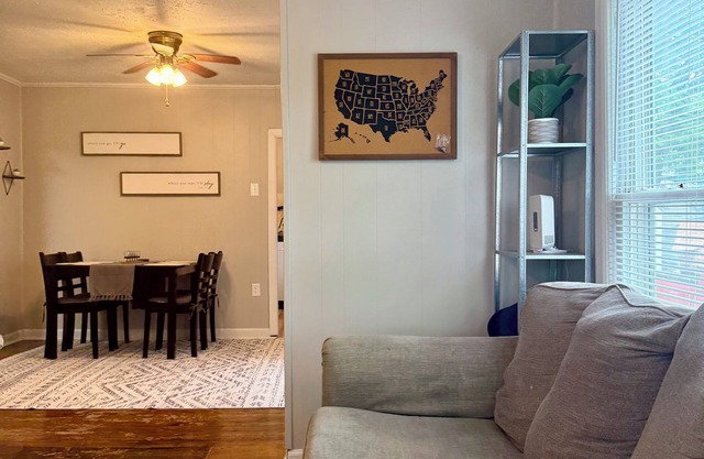 Cozy 2BR- On Southwestern Campus