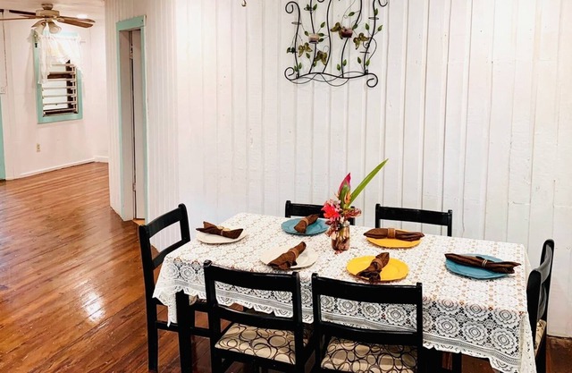 Cozy 3-bedroom Cabin with Patio.