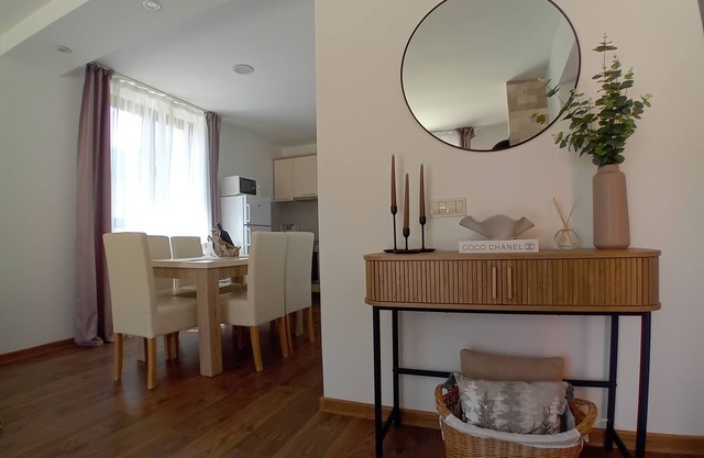 Cozy 3BR Villa near Durmitor National Park - Free WiFi & Parking - Nature Escape