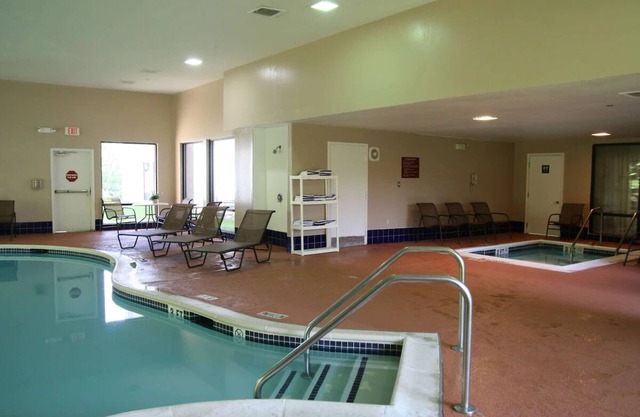 Cozy Ambient Stay near Susquehanna University! Parking | 3 Units