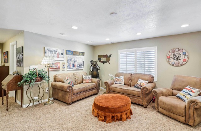 Cozy American Fork Retreat w/Electric Fireplace