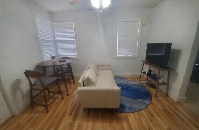 Cozy and quiet Apartment near the beach