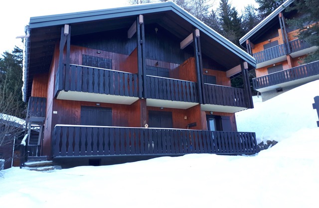 Cozy apartment in a mountain chalet in La Norma 4 to 6 people
