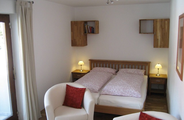 Cozy apartment for 2 persons with mountain views, 200 m to Ski and Hiking area