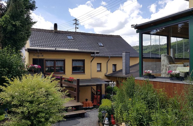 Cozy apartment for adults with beautiful outdoor facilities
