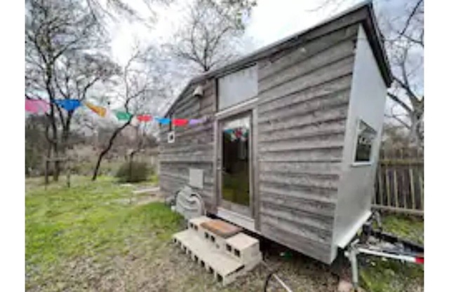 Cozy Backyard Tiny House