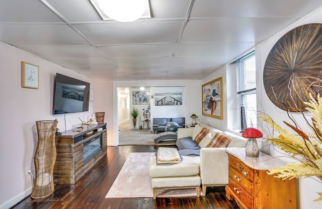Cozy Berkshires Vacation Rental Near Hiking!