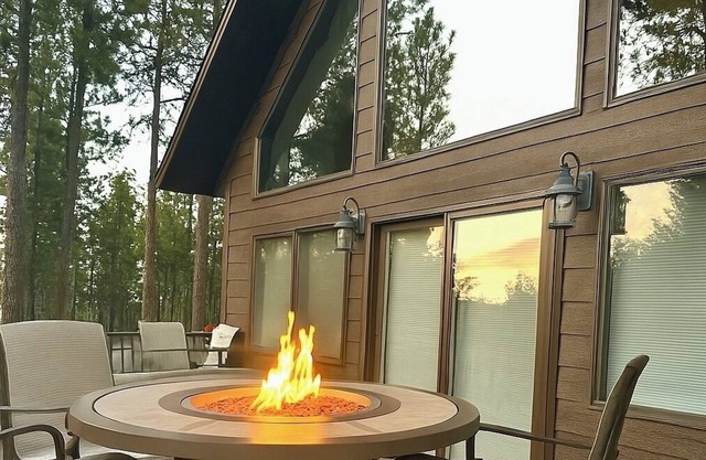 Cozy Black Hills Cabin Sleeps 17 Garage + ATV Trailer Parking