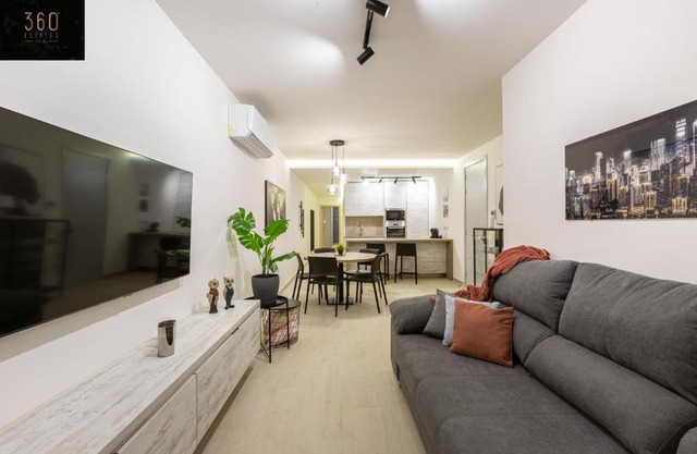 Cozy Brand new APT off Sliema Promenade & WIFI by 360 Estates