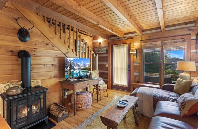 Cozy Cabin in Valle Crucis