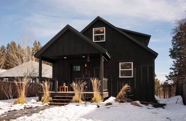 Cozy Cabin Retreat in Cle Elum Awaits You!