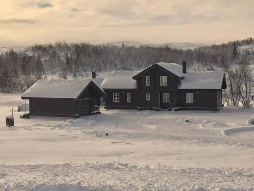 Cozy Cabin with Ski Trail Access