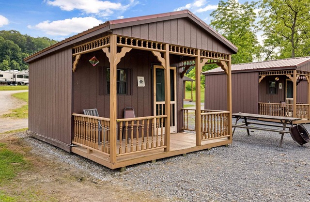 Cozy Cabin2 Within Campground
