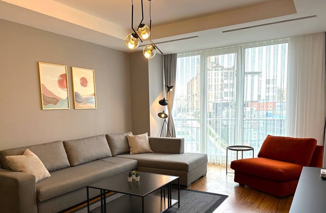 Cozy calm apt 2BR & 1 SOFABED in residence, gym&pool access, Maslak Sariyer