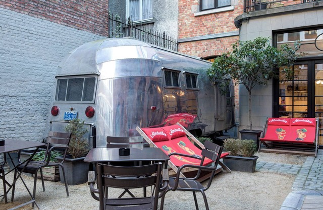 Cozy Caravan with WiFi in The Vintage Hotel Brussels