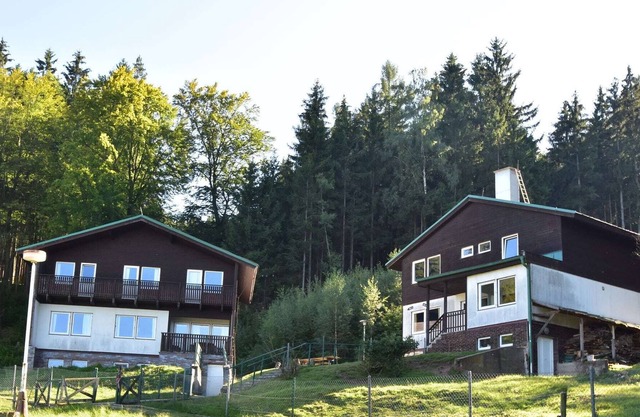 Cozy Chalet in Dolní Brusnice with shared Swimming Pool