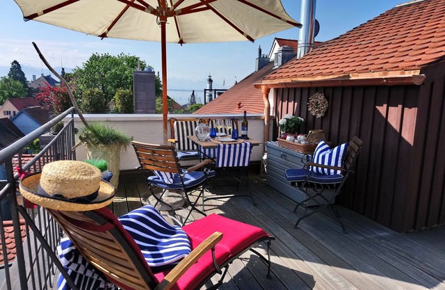 Cozy, comfortable, 1 Bedrm, Lvrm, Full Kit, Rooftop Terrace w. Lakeview, 2 Pers