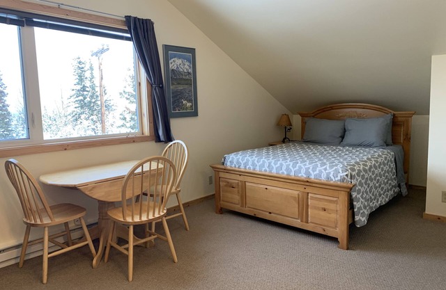 Cozy & Convenient Studio with Kitchenette