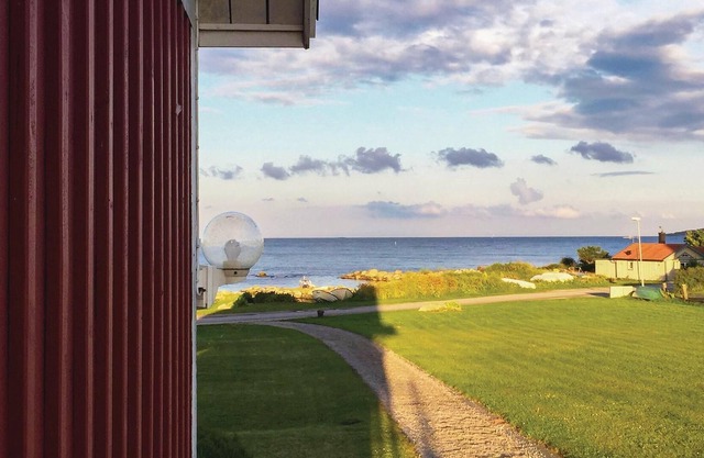 Cozy cottage by the sea near Hörvik, a picturesque town with many small streets outside Sölvesborg i