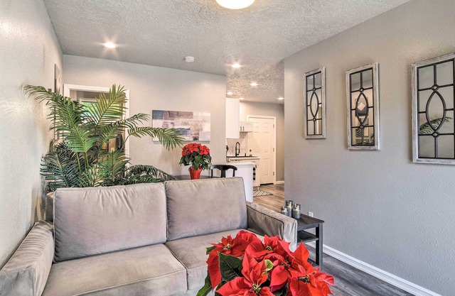 Cozy Cottage Centrally Located in Florence!