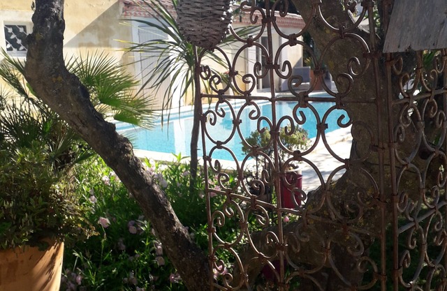 Cozy Cottage in the Very Heart of Provence Among Oliver Trees